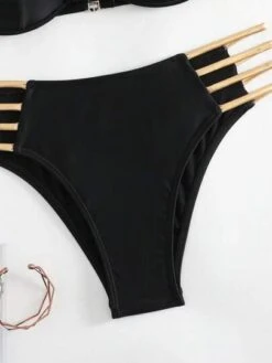 BOUDOIRCORE Contrast Binding Push Up Bikini Swimsuit -Shein Clothing Store 1680226418cd66cd6f8ea30c0ea57bdfa997f3cbc7 thumbnail 405x552