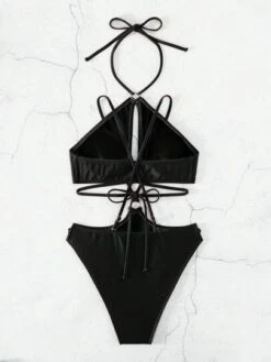 BOUDOIRCORE Ring Linked Chain Decor Halter Bikini Swimsuit