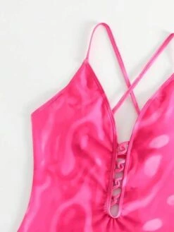 Allover Print Criss Cross Plunging One Piece Swimsuit -Shein Clothing Store 1682071474189af69023b819b6b014d16b0f72c475 thumbnail 405x552