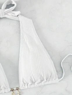 BOUDOIRCORE Solid Halter Bikini Swimsuit -Shein Clothing Store 1682392165f5851bbc10542dd4f2d547ad3e4d54ce thumbnail 405x552