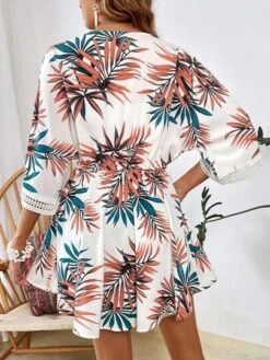 SHEIN VCAY Tropical Print Contrast Lace Tie Waist Kimono