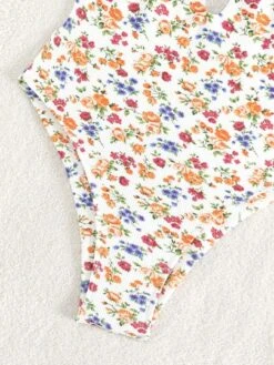 Ditsy Floral Print Frill Trim Bandeau One Piece Swimsuit -Shein Clothing Store 1686540894bbcc95b46d8c5d6e061f266dcf73800b thumbnail 405x552