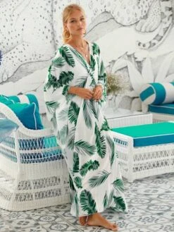 Tropical Print Batwing Sleeve Split Thigh Cover Up